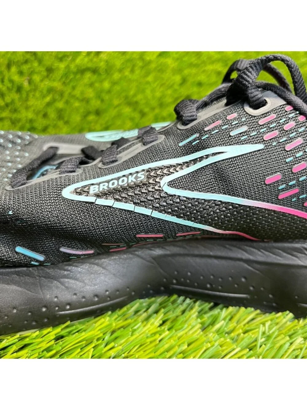 Brooks Glycerin 20 Womens Size 10 Black Blue Athletic Running Shoes Sneakers